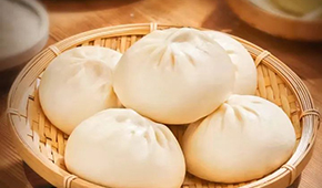  大包市場(chǎng)風(fēng)云再起！千味央廚發(fā)力蒸煮品類，80g手工大包首發(fā)上新